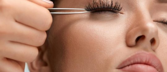 Wedding preparation: create a glamorous look using eyelash extensions products